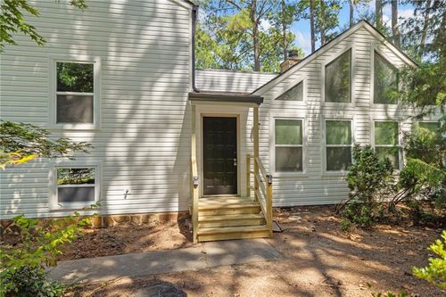 4060 Oak Ferry Dr Ne, Kennesaw, GA, 30144-2267 | Card Image
