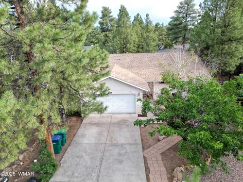 1541 W Hall St, Show Low, AZ, 85901-5736 | Card Image