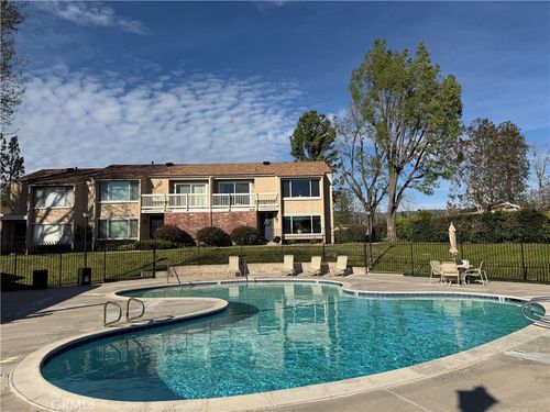apt-d-6440 Marquette St, Moorpark, CA, 93021-1540 | Card Image