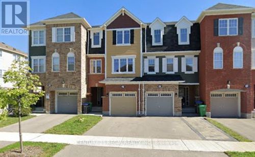 35 Vanhorne Close, Brampton (Northwest Brampton), ON, L7A0X8 | Card Image