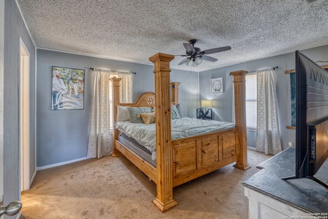 36 Pecan Dr, House other with 3 bedrooms, 3 bathrooms and null parking in Leakey TX | Image 20