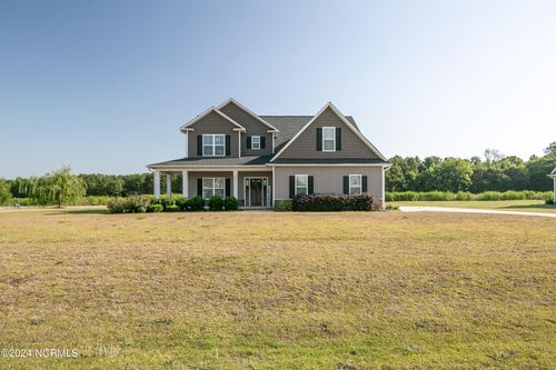 45 E Bermuda Circle, Clinton, NC, 28328 | Card Image