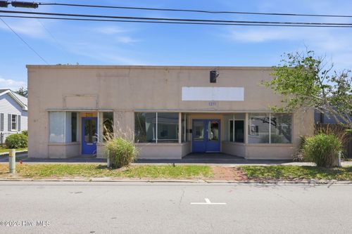 1211 Bridges Street, Morehead City, NC, 28557 | Card Image
