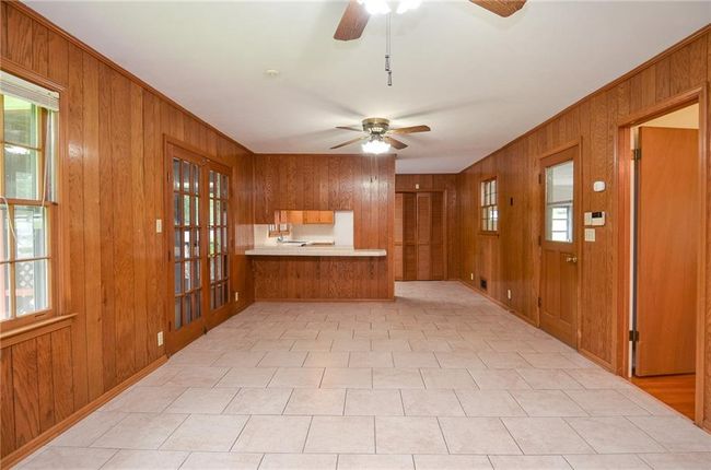 879 Old Tucker Rd, House other with 3 bedrooms, 2 bathrooms and 2 parking in Stone Mountain GA | Image 11