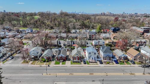 49-58 Utopia Pkwy, Fresh Meadows, NY, 11365-1600 | Card Image