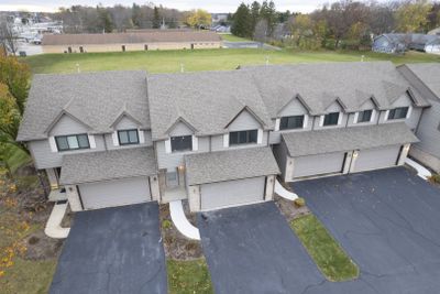 822 Casey Lane, Townhouse with 3 bedrooms, 2 bathrooms and 4 parking in Hampshire IL | Image 2