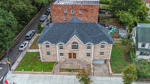 85 165th St, Jamaica, NY, 11432-1903 | Card Image