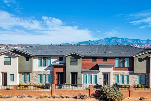 2632 E Wake Forest Ln, St George, UT, 84790-2387 | Card Image