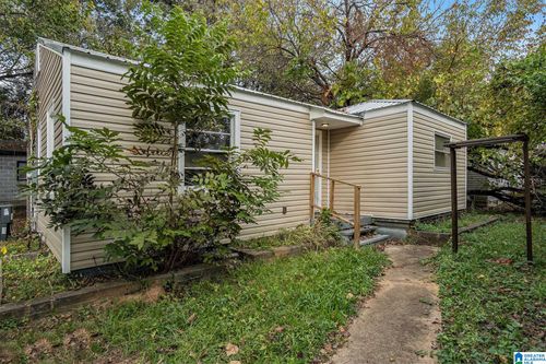 6721 Grasselli Rd, Fairfield, AL, 35064-1111 | Card Image