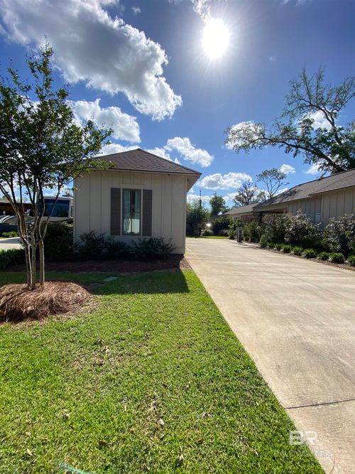 20-22235 Lot 20 Fairhope Motorcoach Loop, Fairhope, AL, 36532 | Card Image