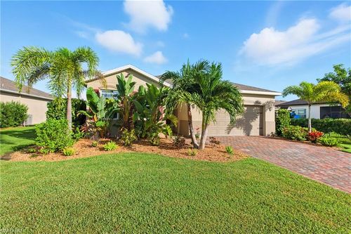 3226 Baravaldo Cir, CAPE CORAL, FL, 33909-5349 | Card Image