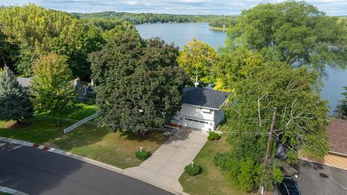 7339 Frontier Trail, Chanhassen, MN, 55317 | Card Image