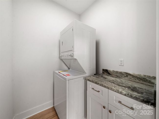 F - 43 Skyvue Ct, Townhouse with 2 bedrooms, 3 bathrooms and null parking in Saluda NC | Image 25