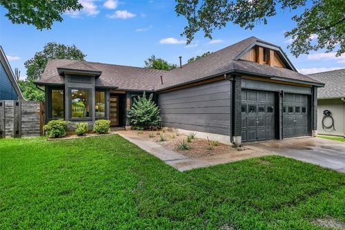 2600 Piping Rock Trl, Austin, TX, 78748-5945 | Card Image