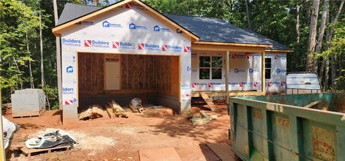 221 Cub Cove Dr, Walhalla, SC, 29691-1639 | Card Image