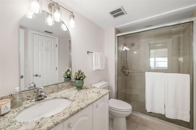 APT-6B - 1750 Benjamin Franklin Dr, Condo with 2 bedrooms, 2 bathrooms and null parking in SARASOTA FL | Image 28