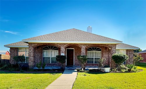 3818 Blossom Dr, Sachse, TX, 75048-4146 | Card Image