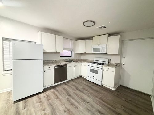 apt-9-94 Eastern Ave, Malden, MA, 02148-5015 | Card Image
