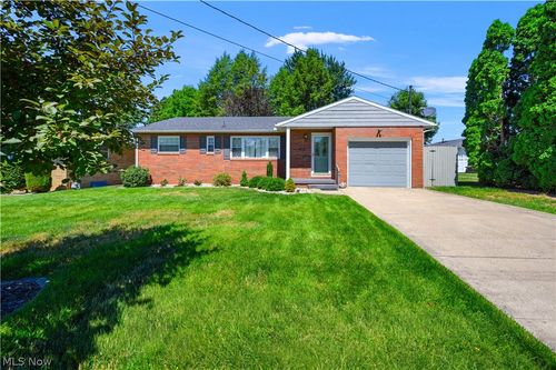 3403 Foley Dr, Parkersburg, WV, 26104-2626 | Card Image