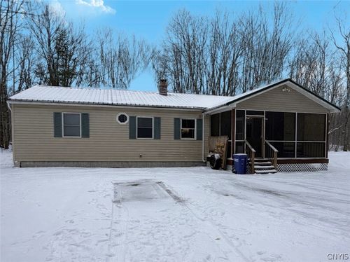 9140 Skinner Rd, Lee Center, NY, 13363-2016 | Card Image