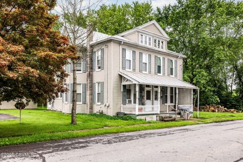 109 W 9th St, Watsontown, PA, 17777-1426 | Card Image