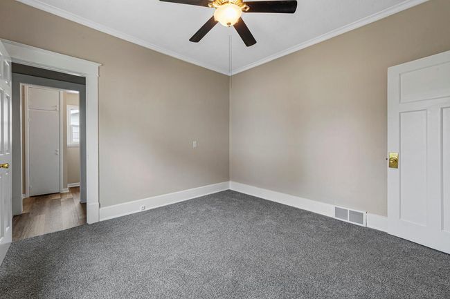 26 Main bedroom.jpg | Image 20