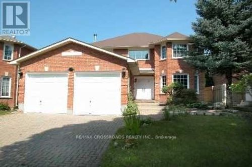 32 Kew Gdns, Richmond Hill, ON, L4B1R5 | Card Image