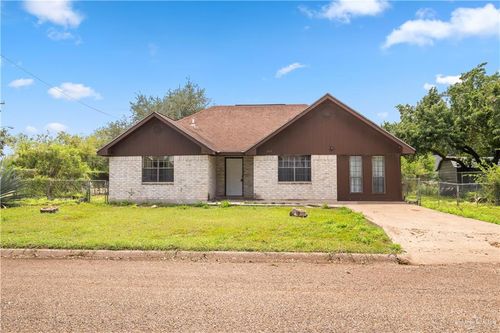 101 Armstrong St, Donna, TX, 78537-2406 | Card Image