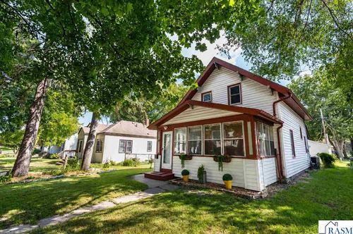 521 Park Lane, Mankato, MN, 56001 | Card Image
