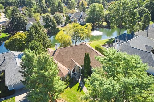 234 Lake Pointe Dr, Akron, OH, 44333-1795 | Card Image