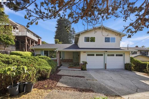 19304 Barclay Rd, Castro Valley, CA, 94546-3251 | Card Image