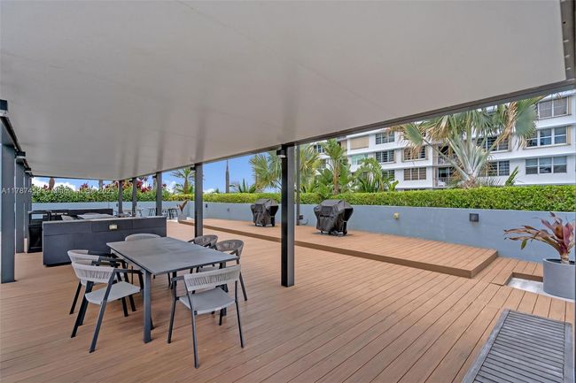 APT-1002 - 1881 79 Th Street Cswy, Condo with 2 bedrooms, 3 bathrooms and null parking in North Bay Village FL | Image 35