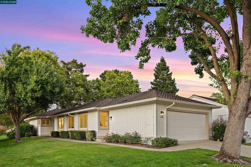 522 Cambrian Way, Danville, CA, 94526-6202 | Card Image