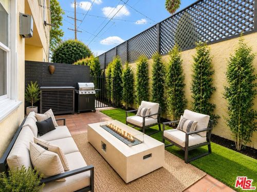 103-1050 N Edinburgh Ave, West Hollywood, CA, 90046-6848 | Card Image