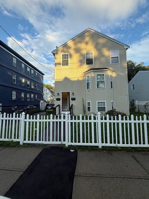 16-14-16 Jacob St, Boston, MA, 02124-4112 | Card Image