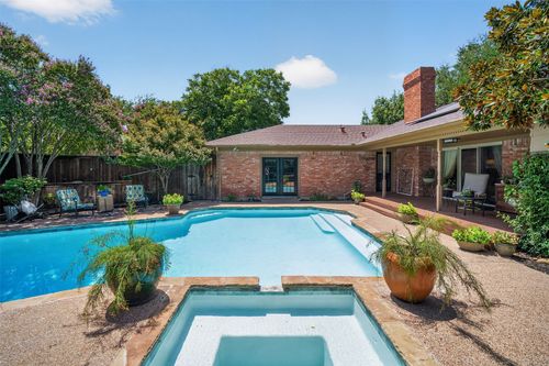 1810 S Crest, Carrollton, TX, 75006-1623 | Card Image
