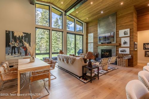 15465 Tall Timber Rd, Jackson, WY, 83001-2566 | Card Image