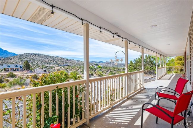 Balcony | Image 11