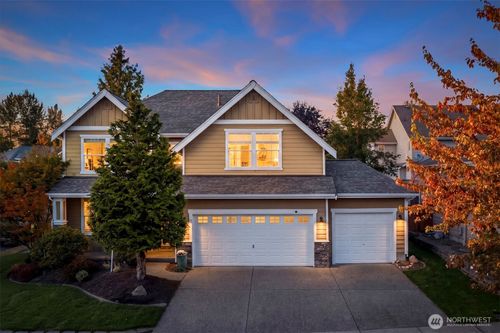 22418 Se 281st St, Maple Valley, WA, 98038-8104 | Card Image