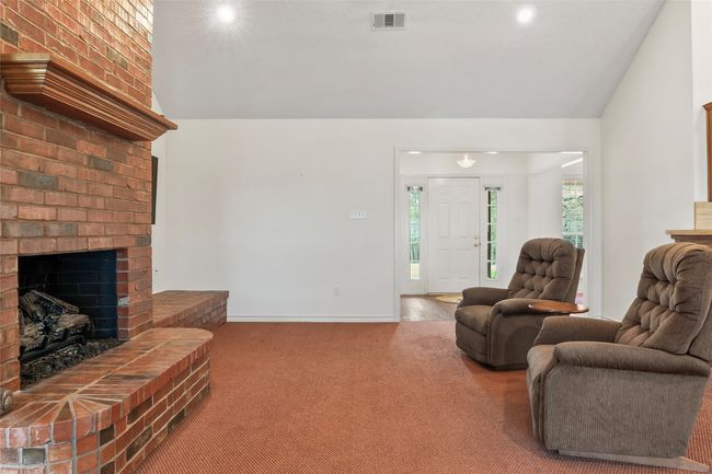 891 County Road 223, House other with 3 bedrooms, 3 bathrooms and null parking in Collinsville TX | Image 11