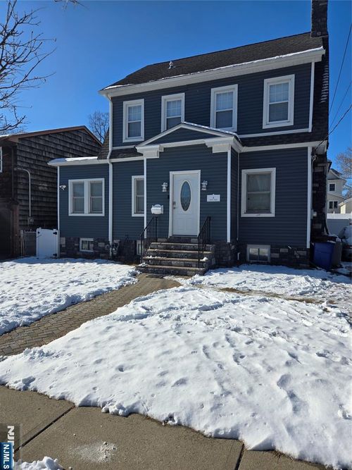 9 Wayne Pl, Nutley, NJ, 07110-2815 | Card Image