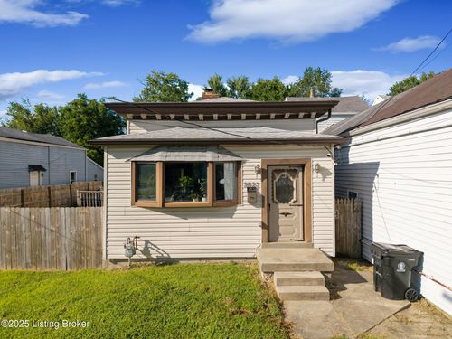 2823 Montgomery St, Louisville, KY, 40212-1116 | Card Image