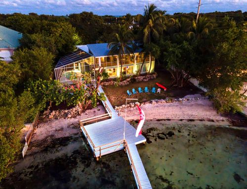 87950 Overseas Hwy, Islamorada, FL, 33036-3050 | Card Image