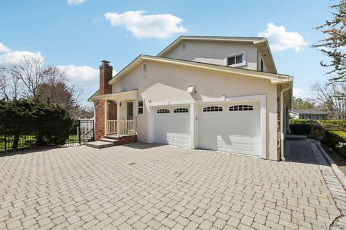17 Rolling Ridge Rd, New City, NY, 10956-6931 | Card Image
