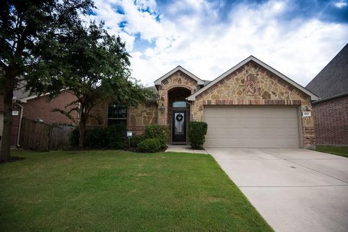 809 Hardwood Dr, Mckinney, TX, 75069-8051 | Card Image