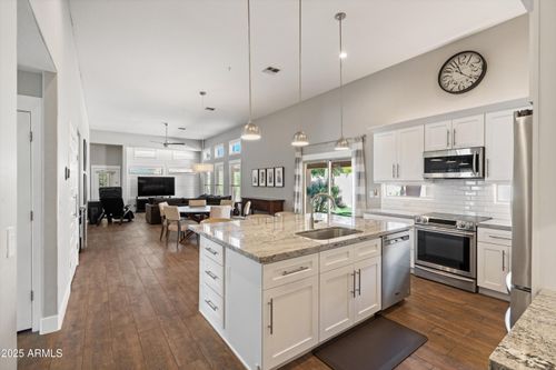 13610 E Laurel Ln, Scottsdale, AZ, 85259-3775 | Card Image