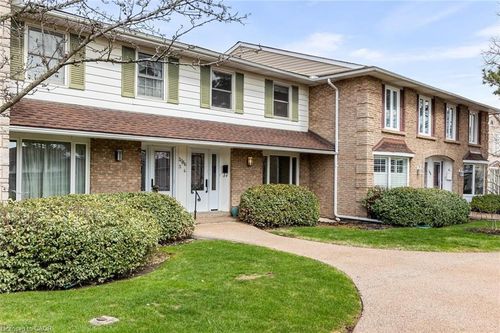 4-2066 Brant St, Burlington, ON, L7P3A6 | Card Image