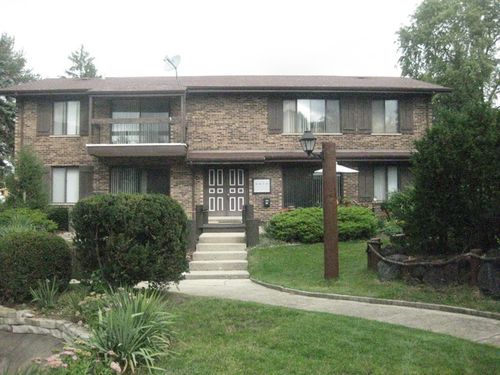 apt-2e-626 S Cass Ave, Westmont, IL, 60559-2353 | Card Image