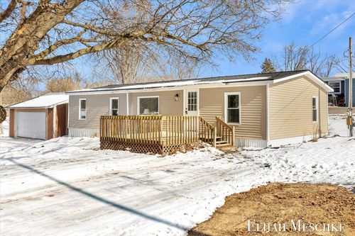 208 Clark St, Lakeview, MI, 48850-9725 | Card Image