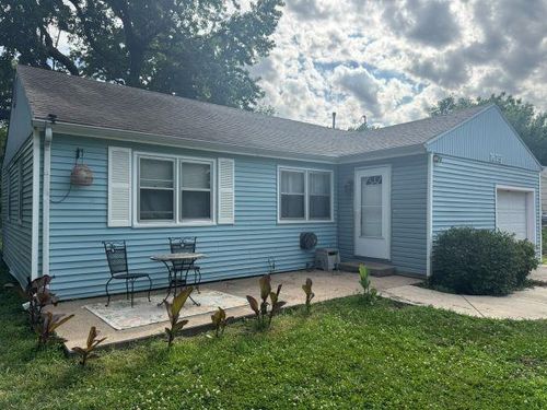 1615 Terrace Dr, El Dorado, KS, 67042-4240 | Card Image